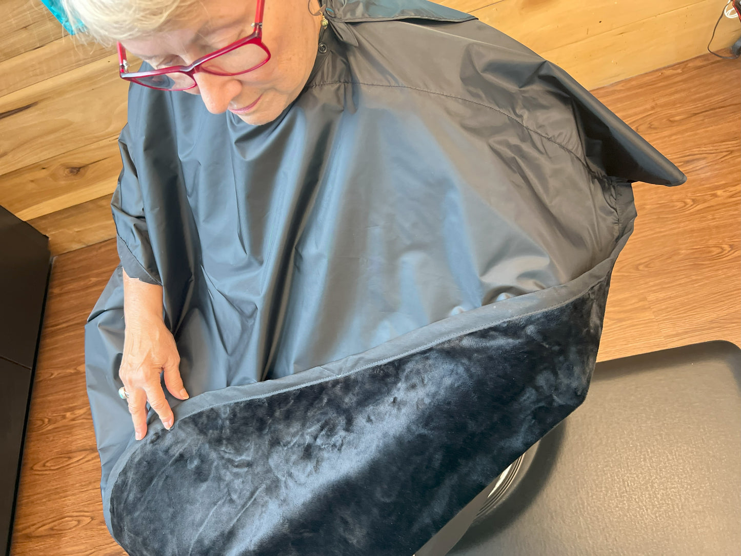 Chemical Cape with Black Luxury Blanket Lining